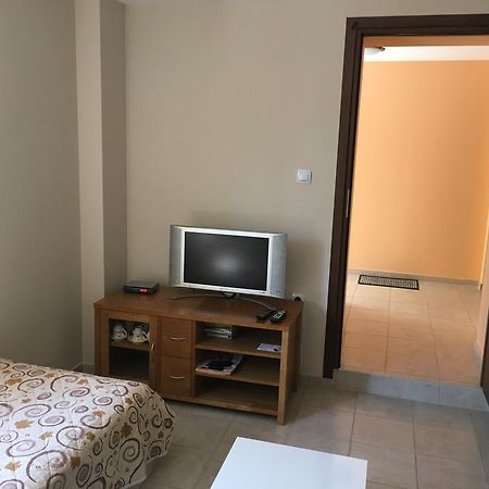Guest House Nadezhda Hisarya Buitenkant foto