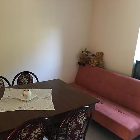 Guest House Nadezhda Hisarya Buitenkant foto