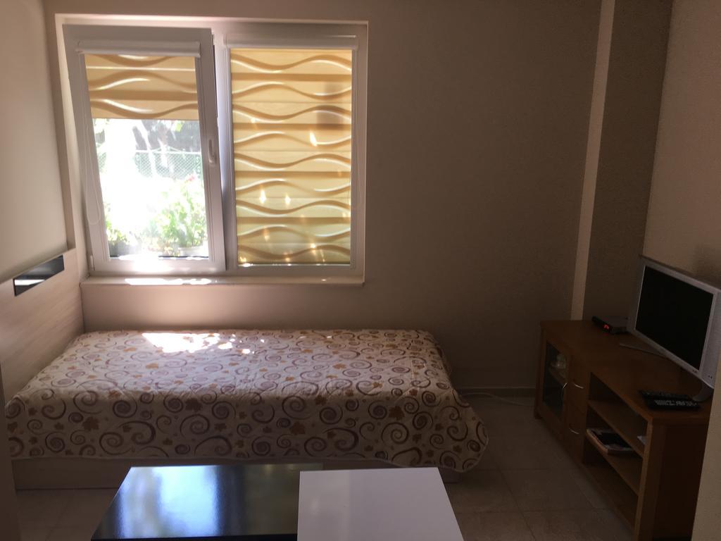 Guest House Nadezhda Hisarya Buitenkant foto